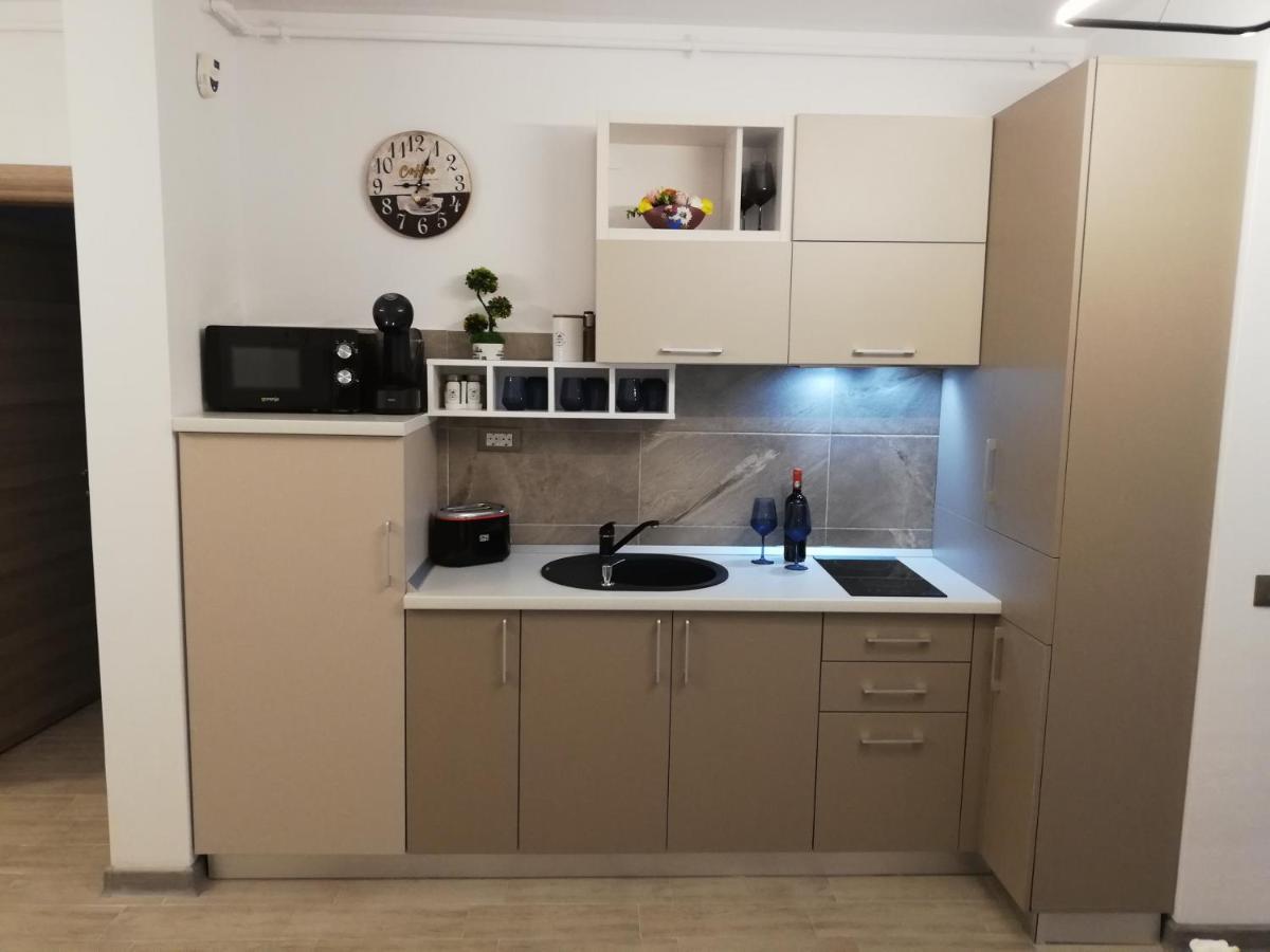 Luxury Kln By Alezzi Mamaia Nord Apartment Navodari Ngoại thất bức ảnh