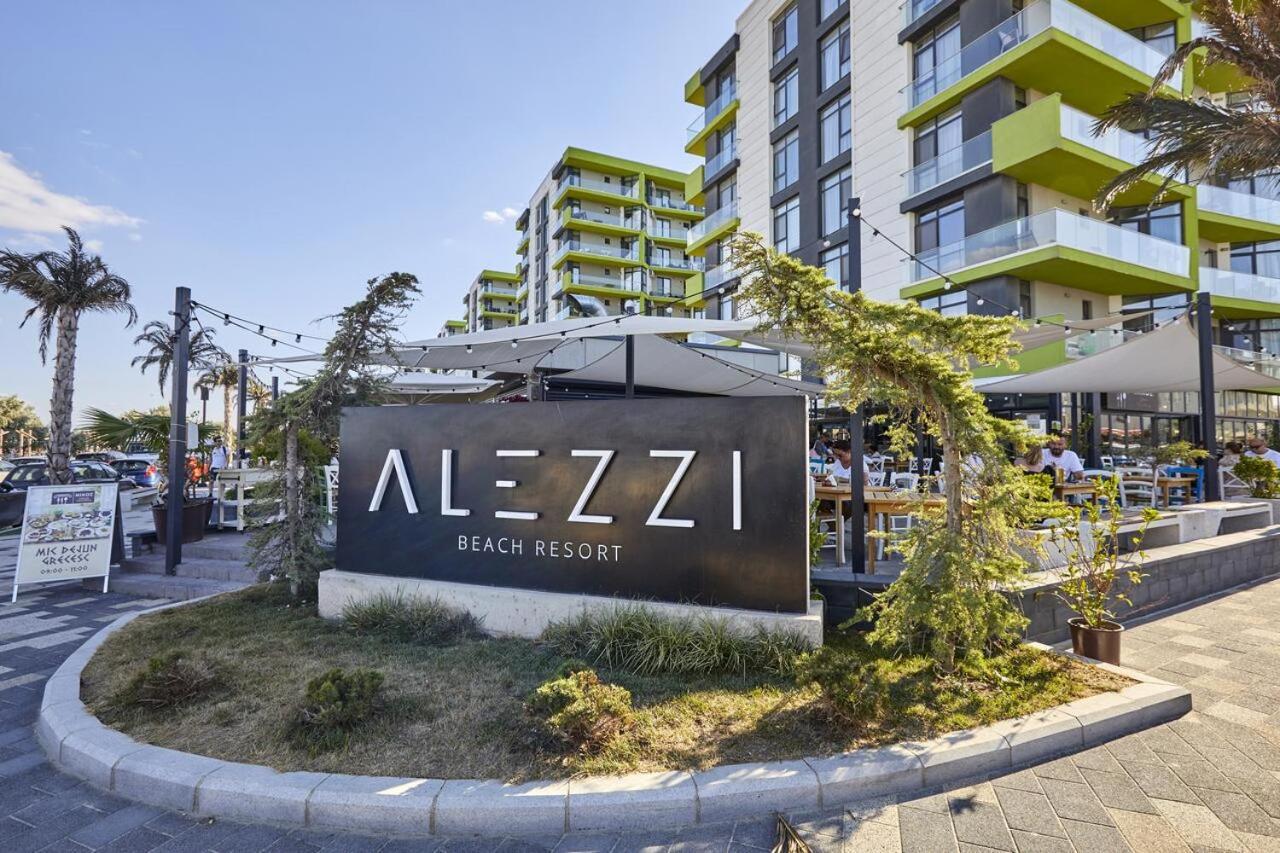 Luxury Kln By Alezzi Mamaia Nord Apartment Navodari Ngoại thất bức ảnh