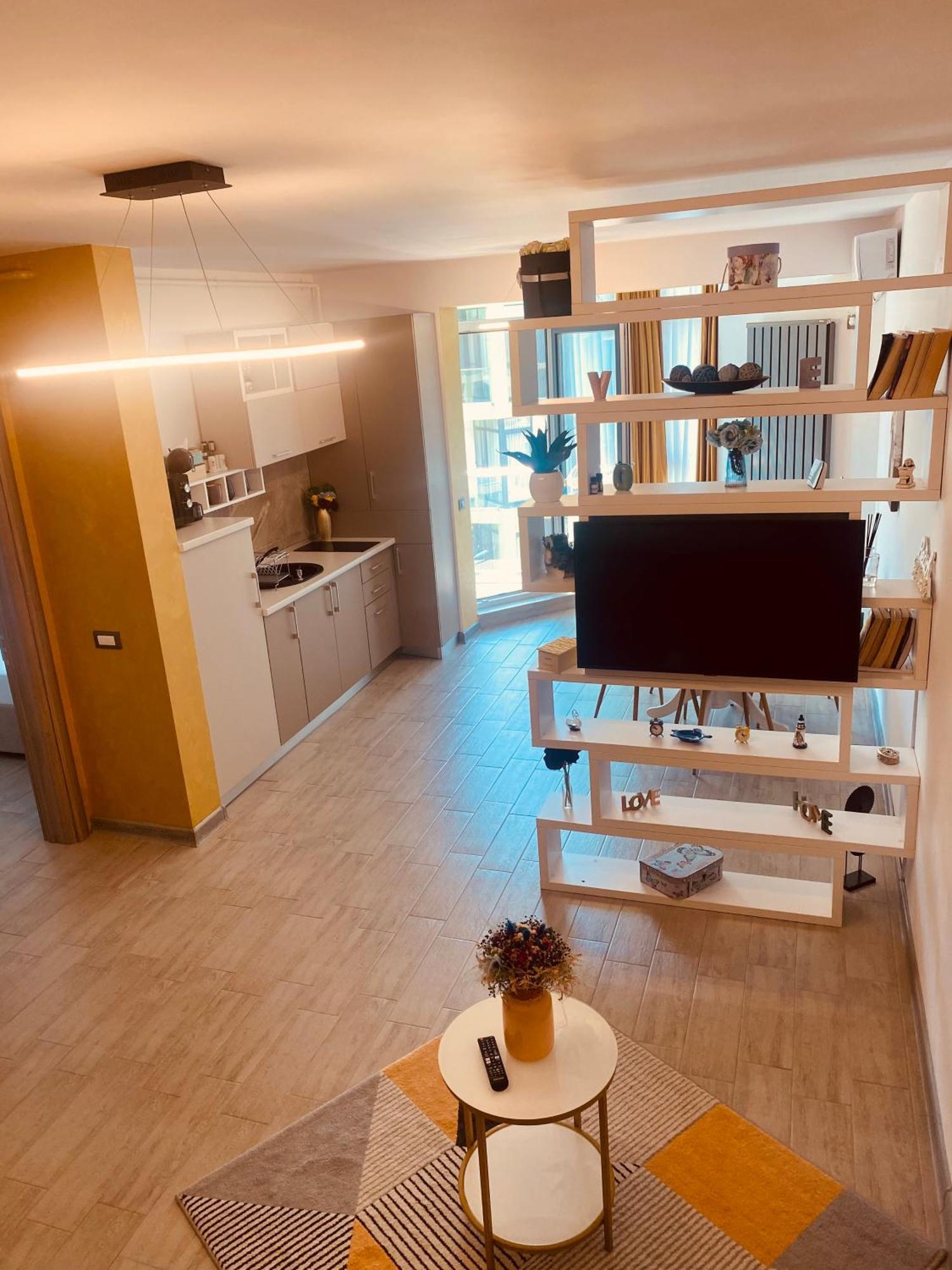 Luxury Kln By Alezzi Mamaia Nord Apartment Navodari Ngoại thất bức ảnh