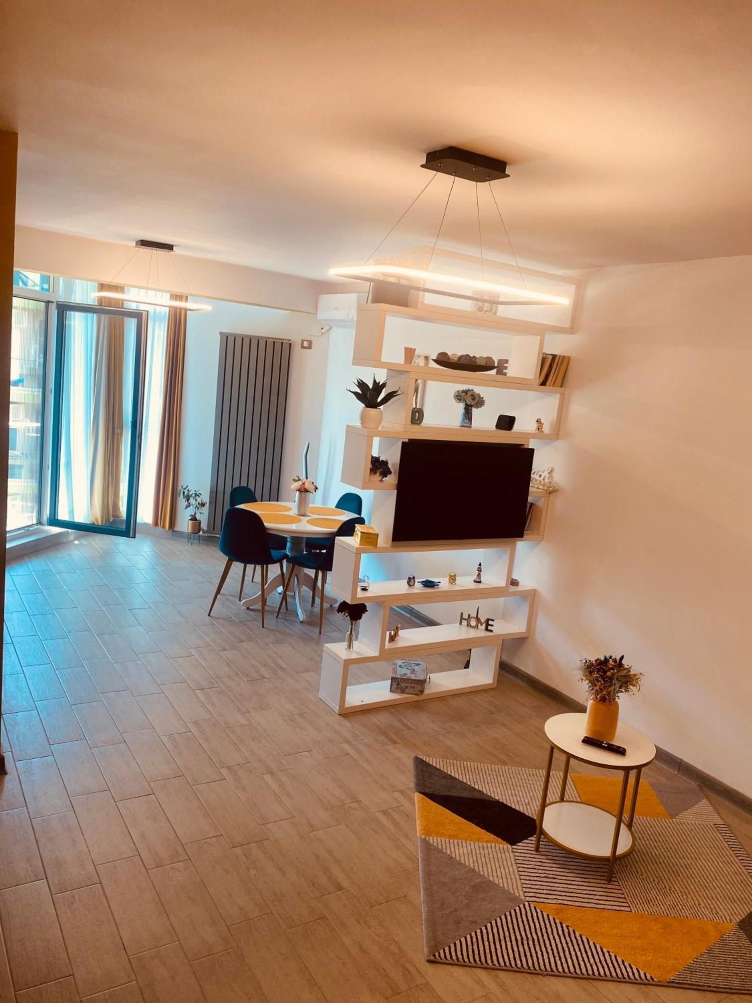 Luxury Kln By Alezzi Mamaia Nord Apartment Navodari Ngoại thất bức ảnh