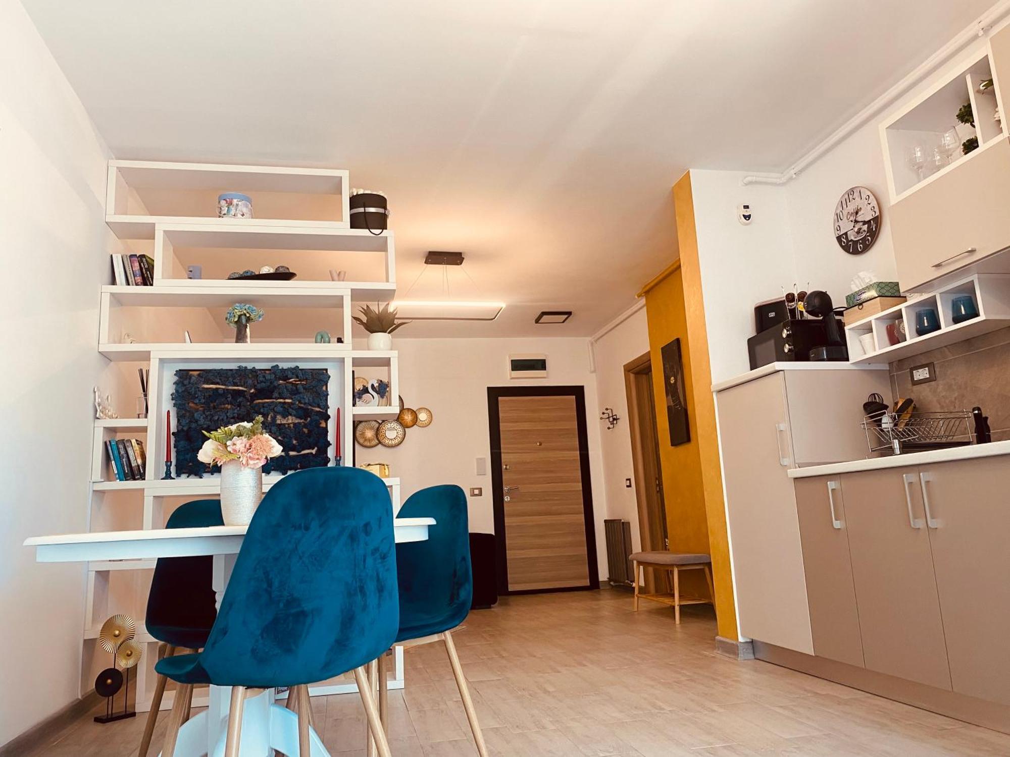 Luxury Kln By Alezzi Mamaia Nord Apartment Navodari Ngoại thất bức ảnh